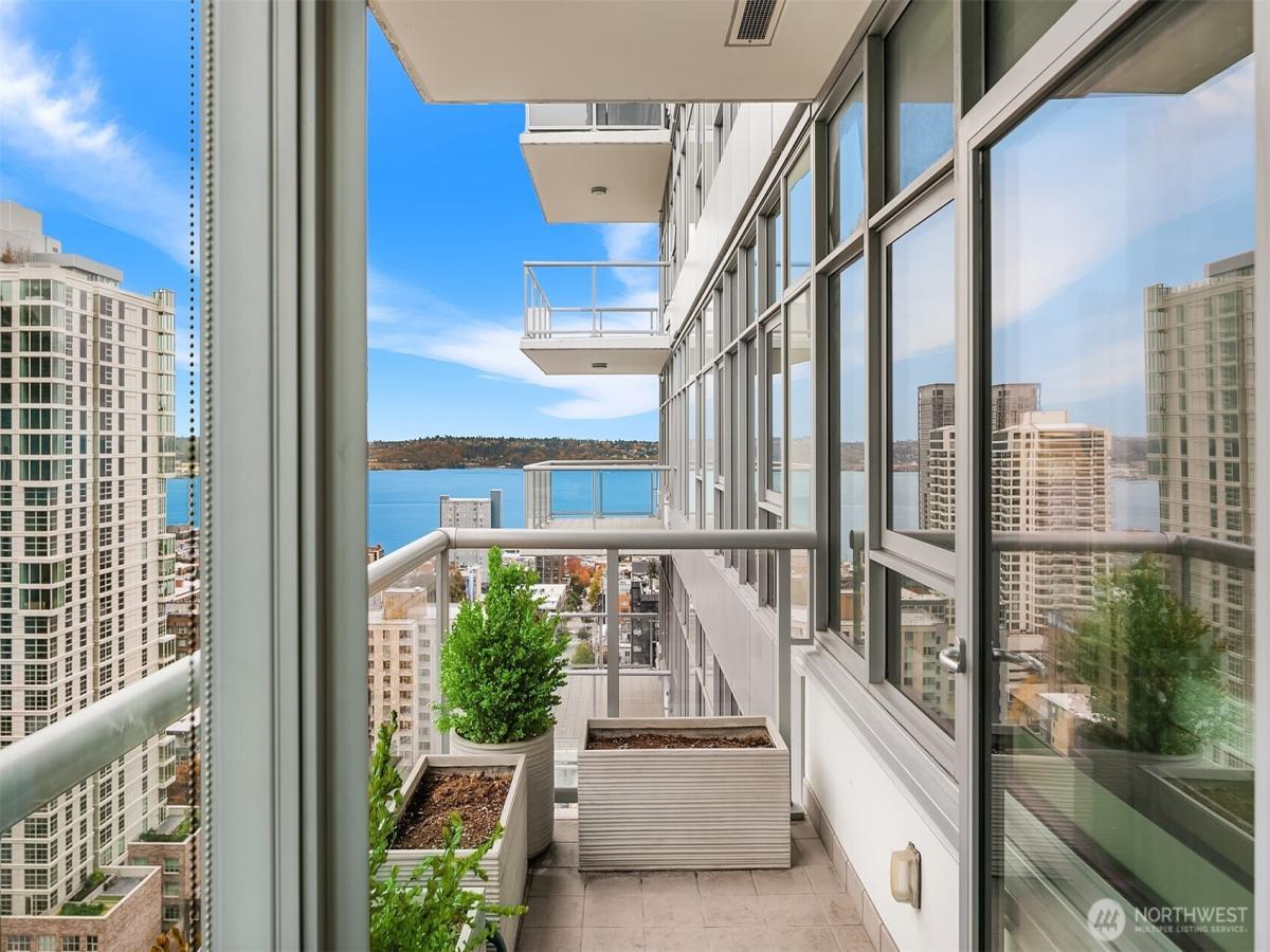 MLS #NWM2448856 image #0