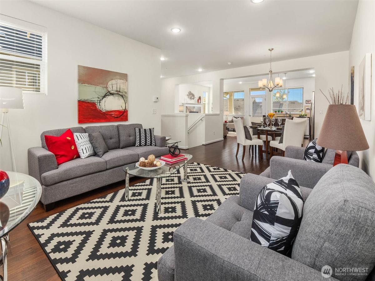 MLS #NWM2448858 image #0