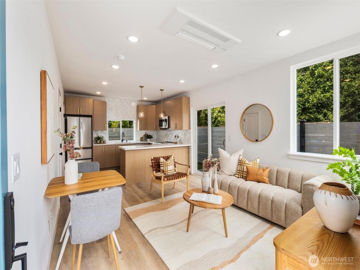 MLS #NWM2448865 image #0