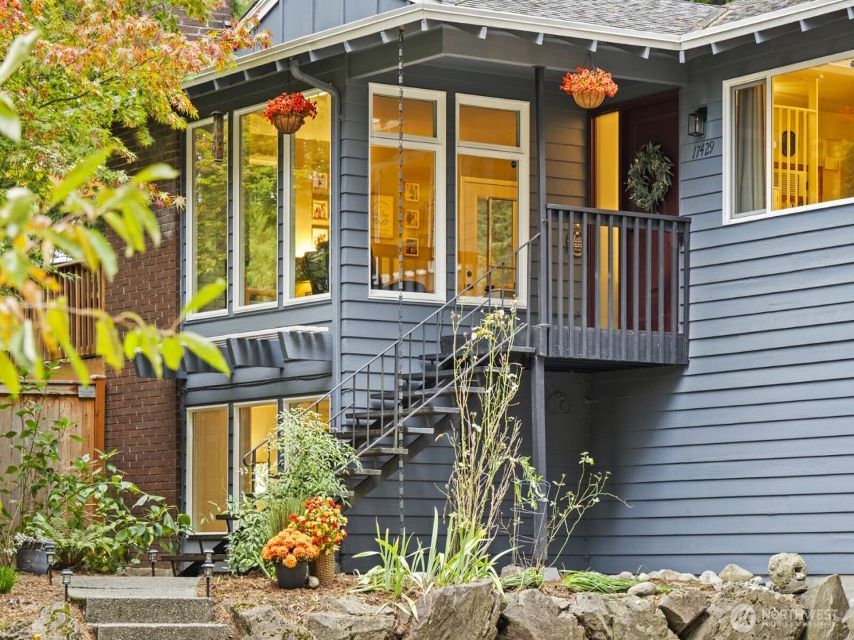 MLS #NWM2449097 image #0