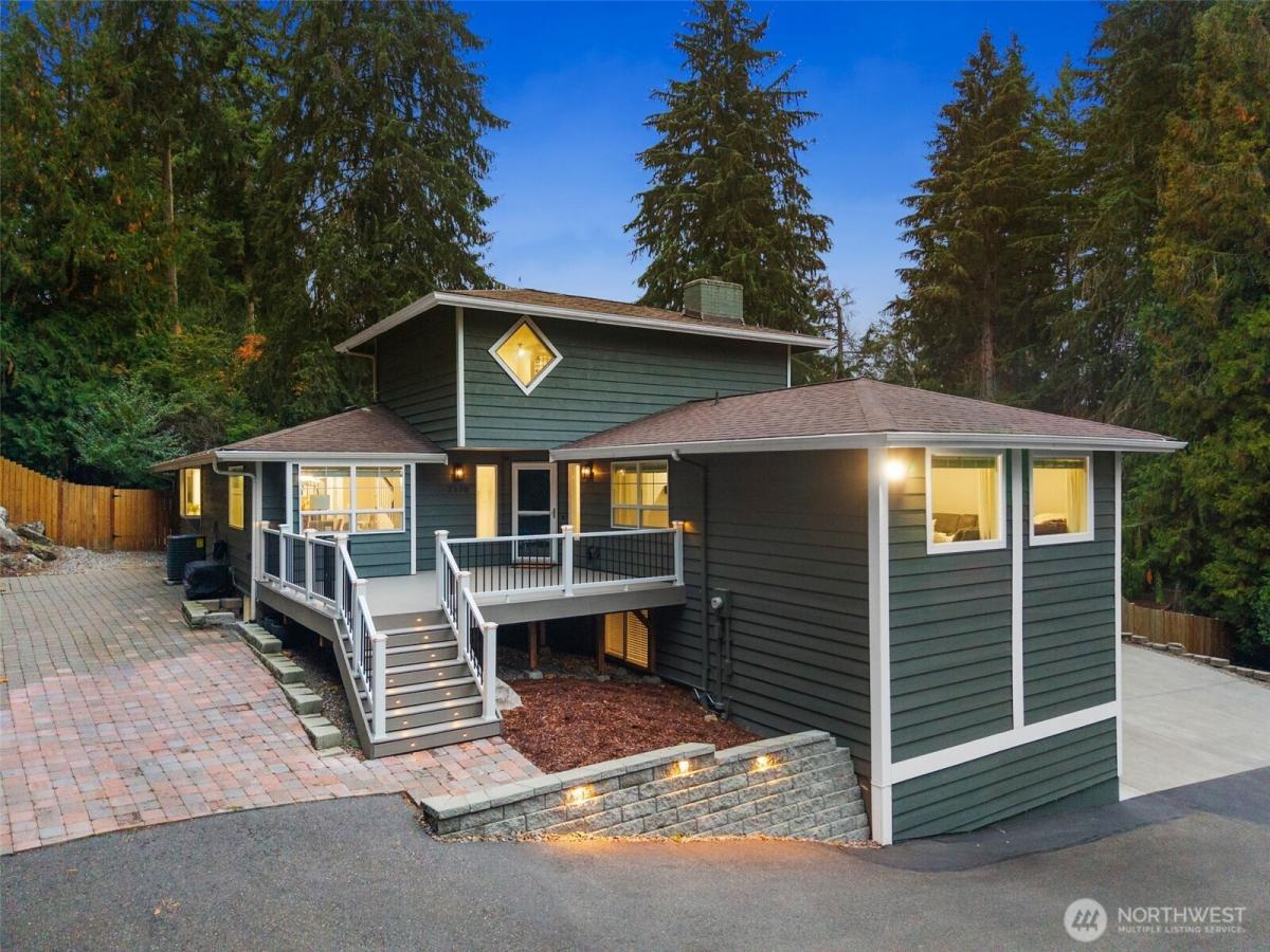 MLS #NWM2449193 image #0