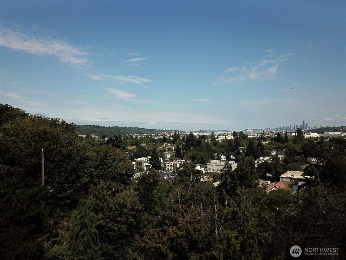 MLS #NWM2449266 image #0