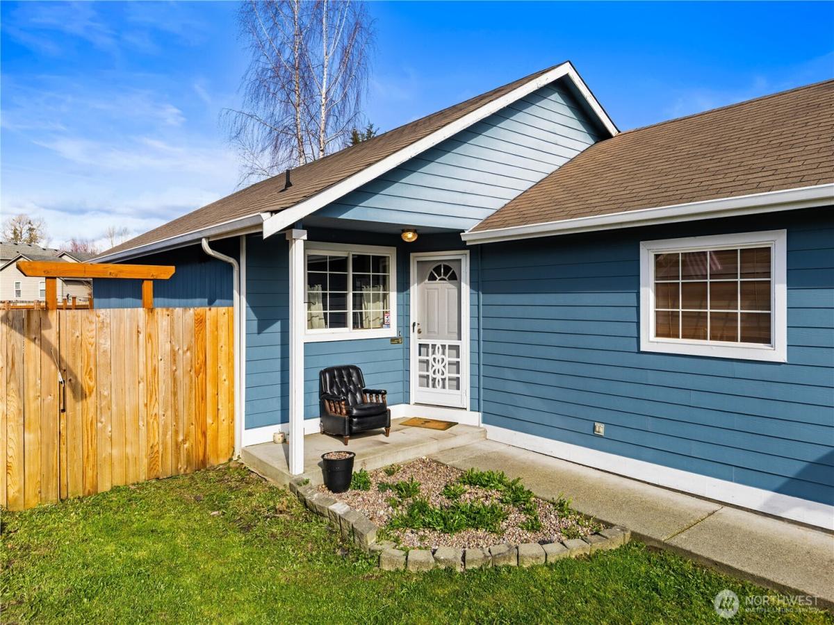 MLS #NWM2449562 image #0