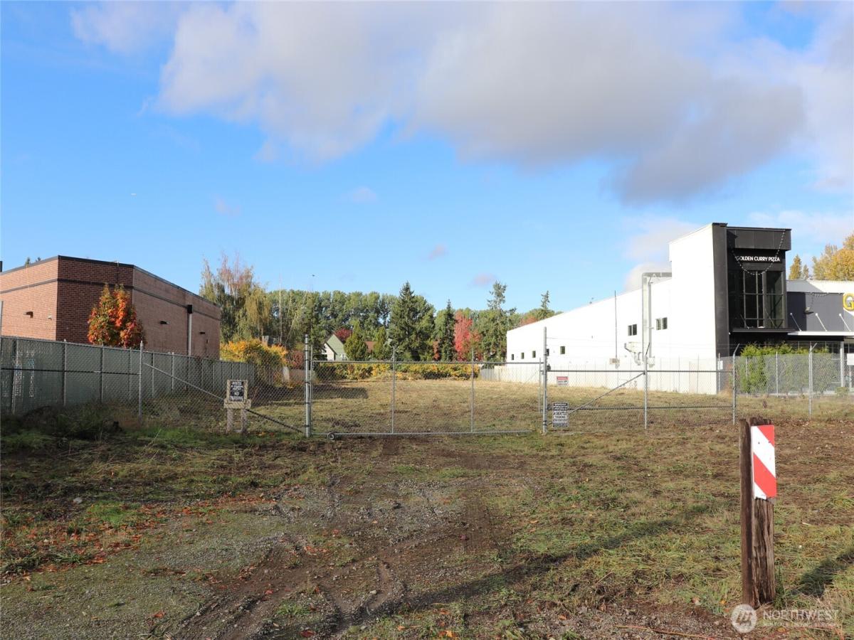 MLS #NWM2449616 image #0