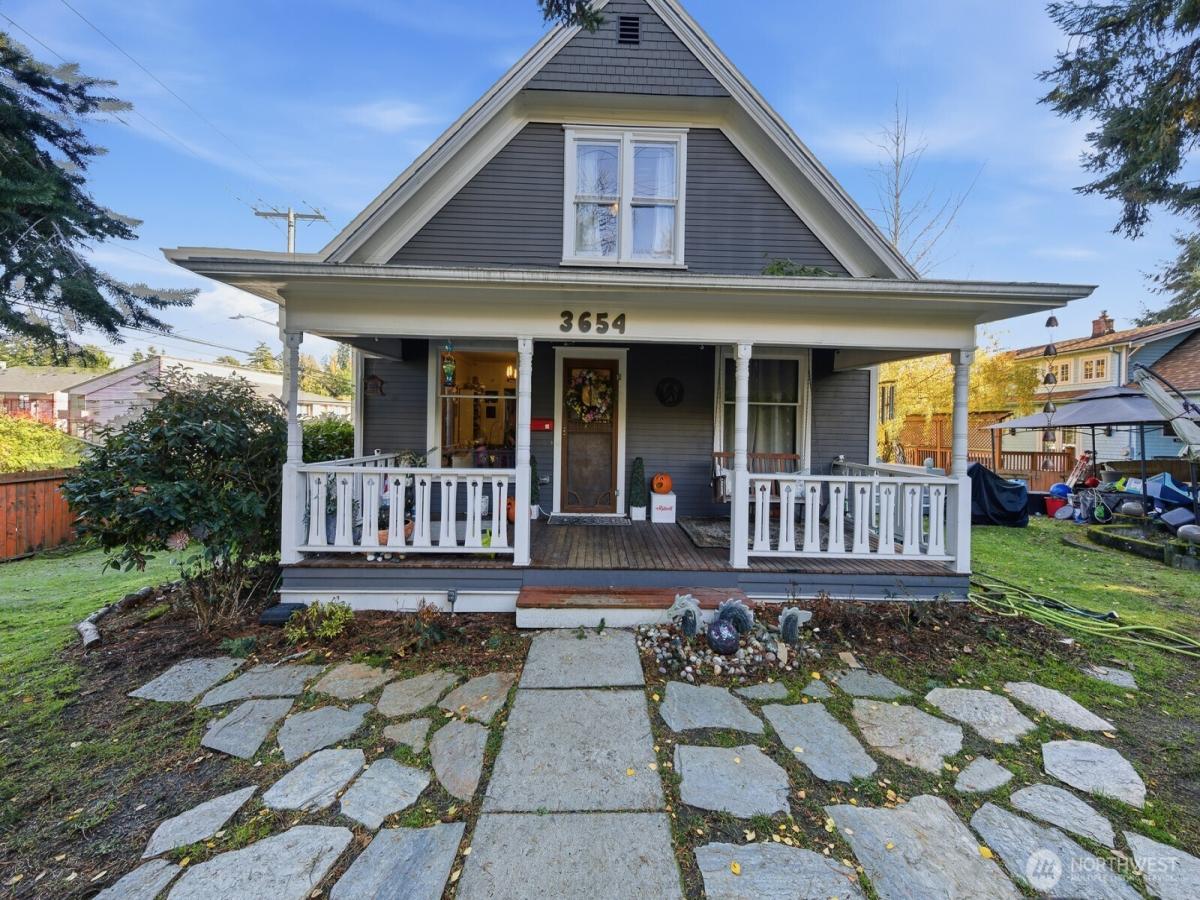 MLS #NWM2449655 image #0