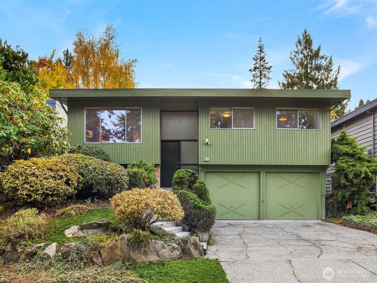 MLS #NWM2450867 image #0