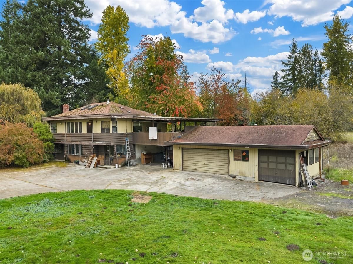 MLS #NWM2450959 image #0