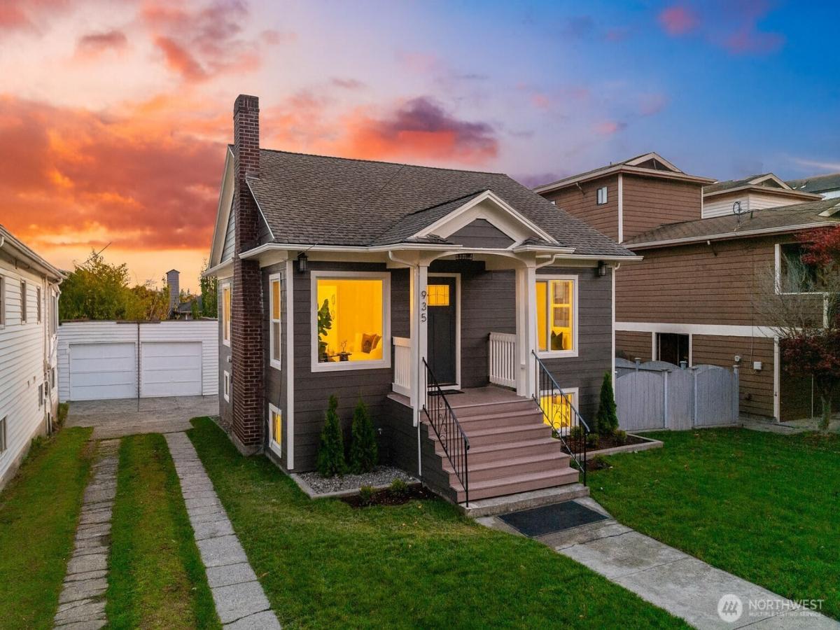 MLS #NWM2450960 image #0