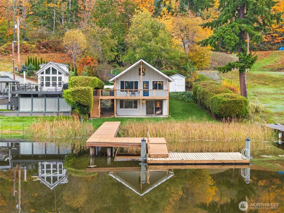 MLS #NWM2451060 image #0