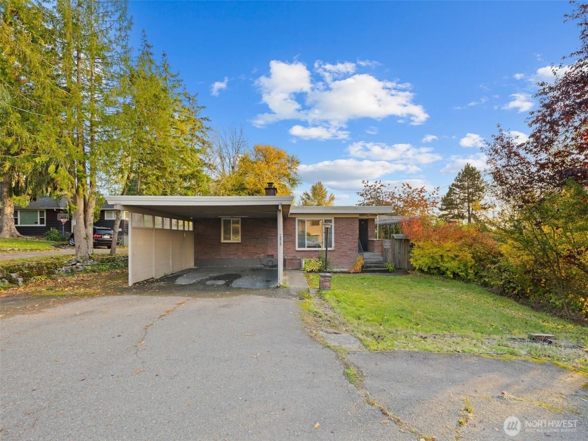 MLS #NWM2451074 image #0