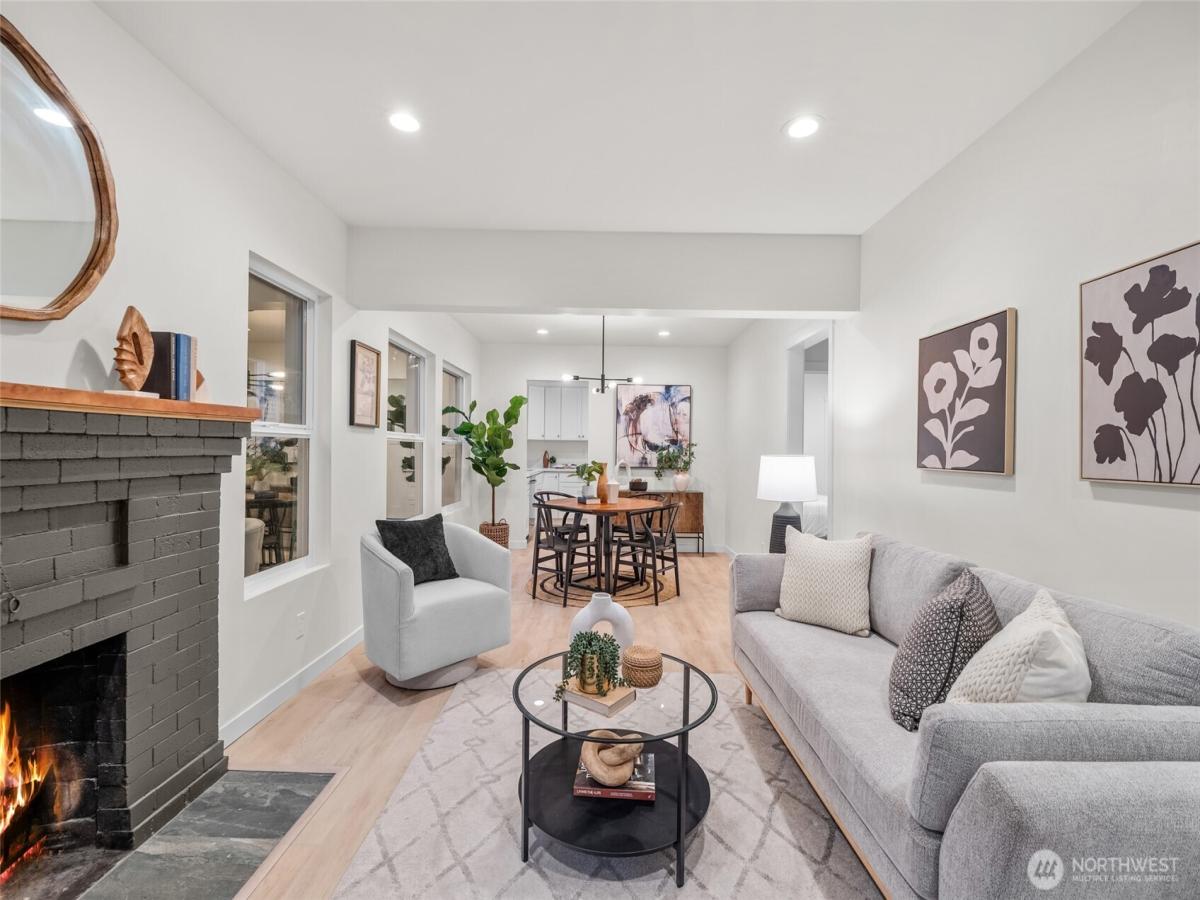 MLS #NWM2451107 image #0