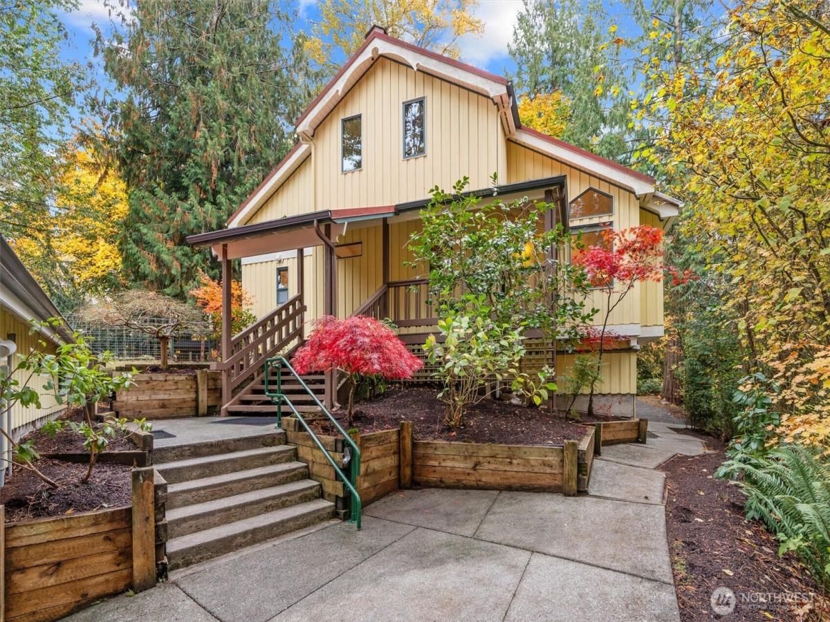 MLS #NWM2451192 image #0