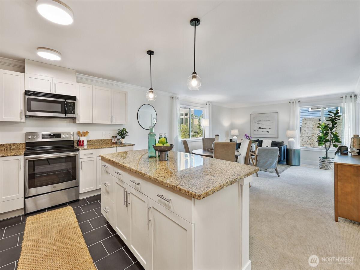 MLS #NWM2451371 image #0