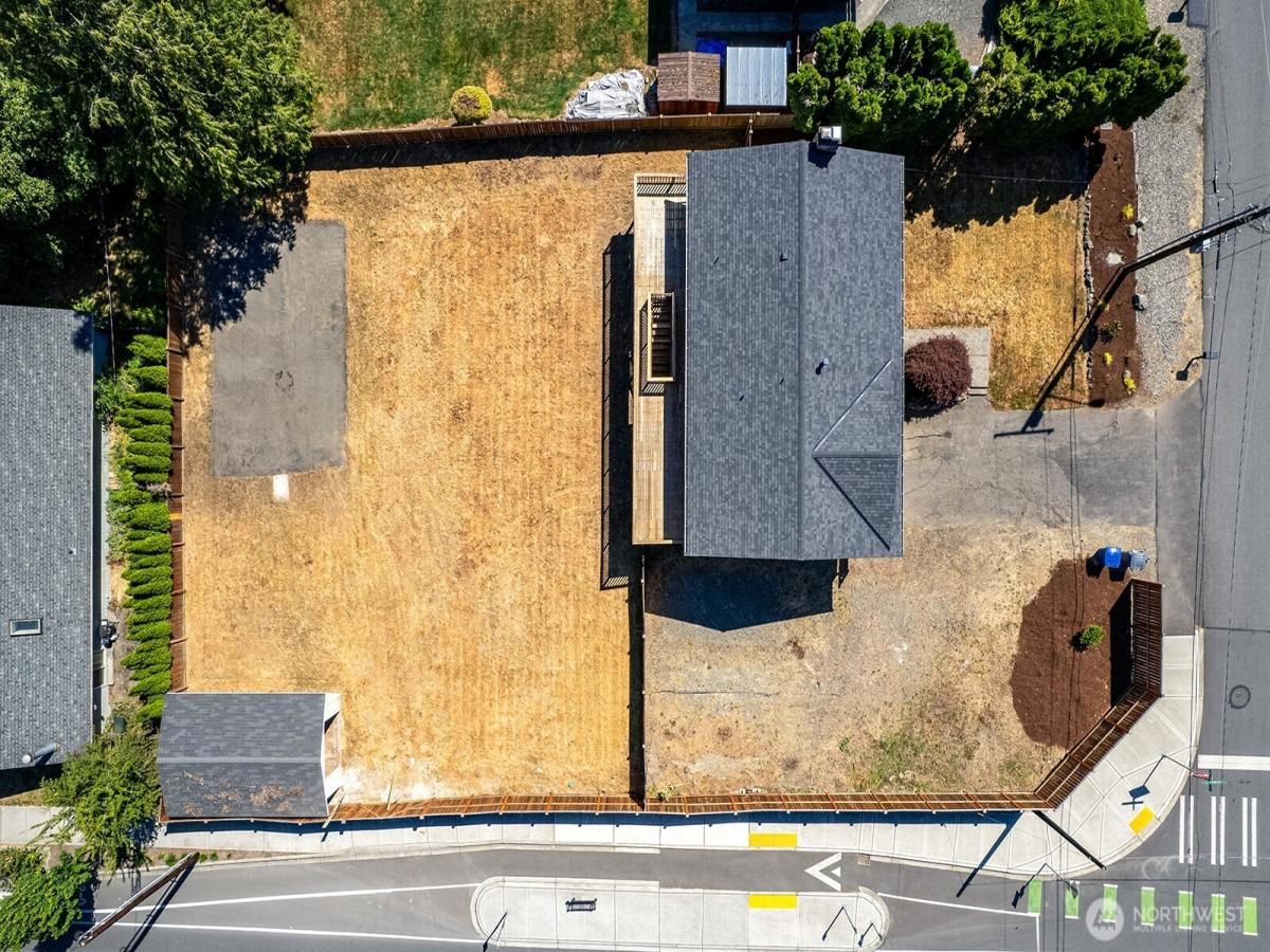 MLS #NWM2451622 image #0