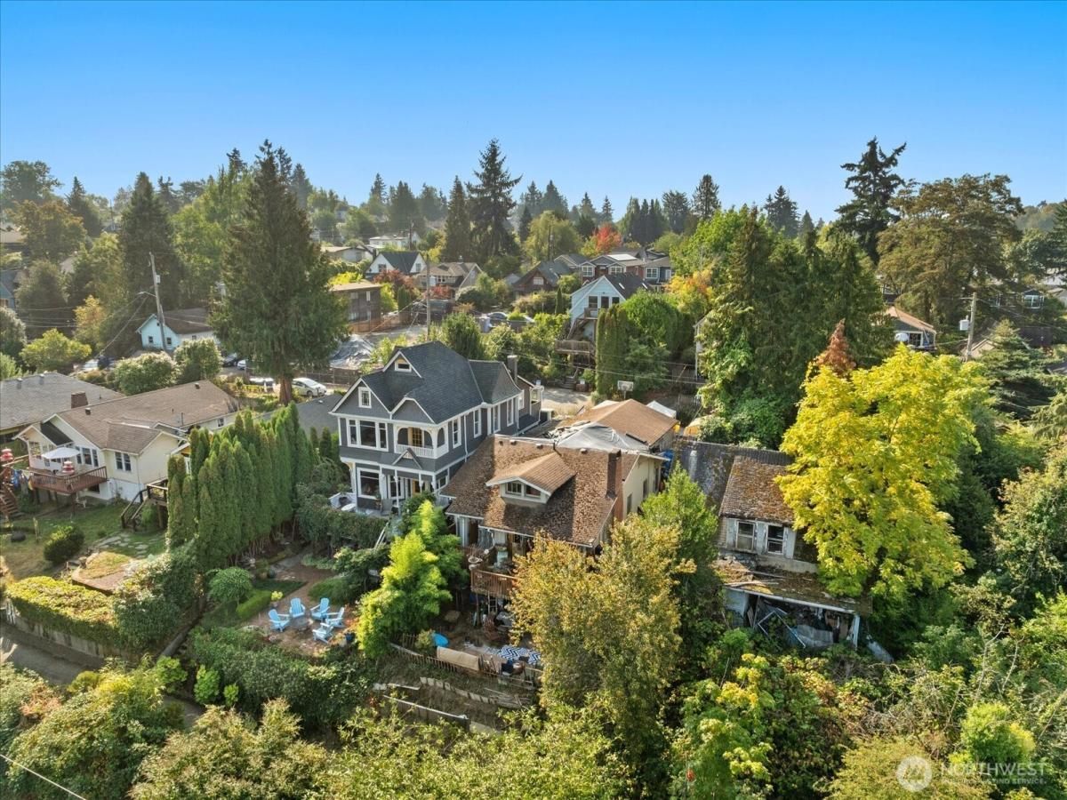 MLS #NWM2451732 image #0