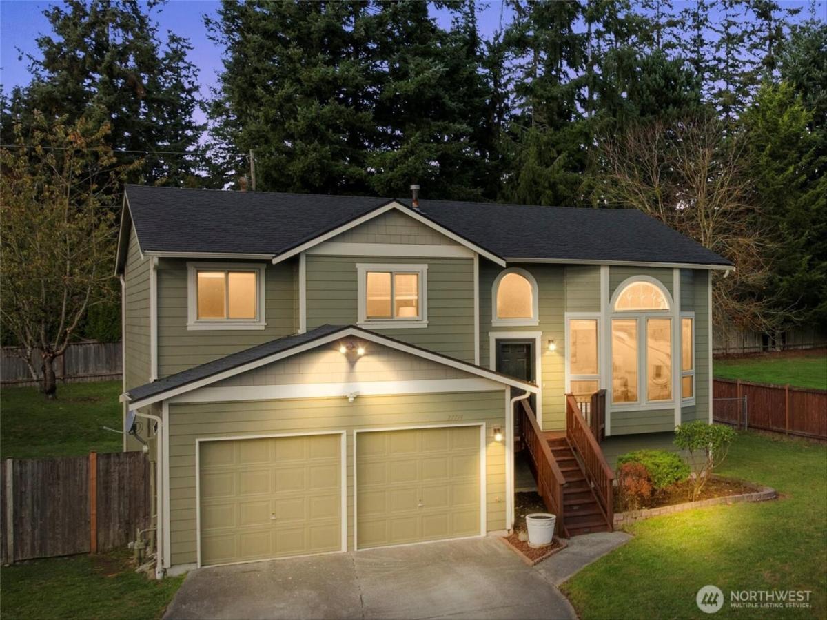 MLS #NWM2451782 image #0