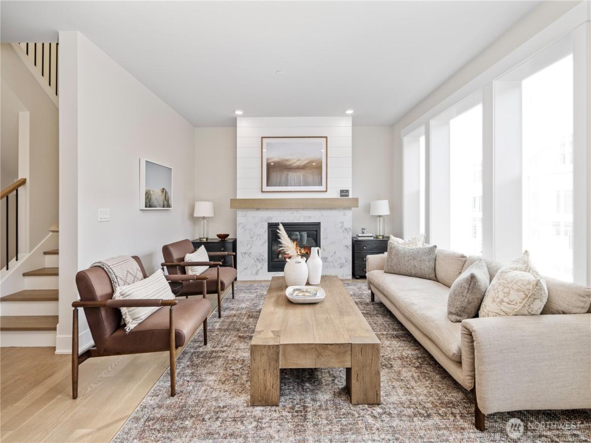 MLS #NWM2451870 image #0