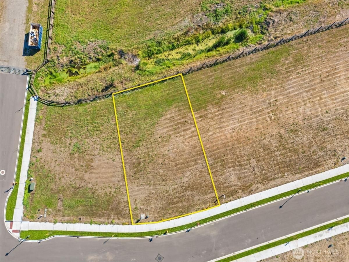 MLS #NWM2452135 image #0