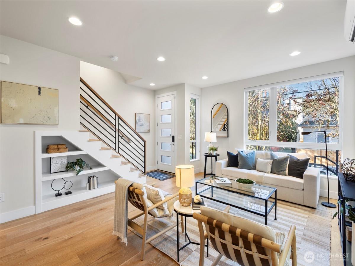 MLS #NWM2452258 image #0