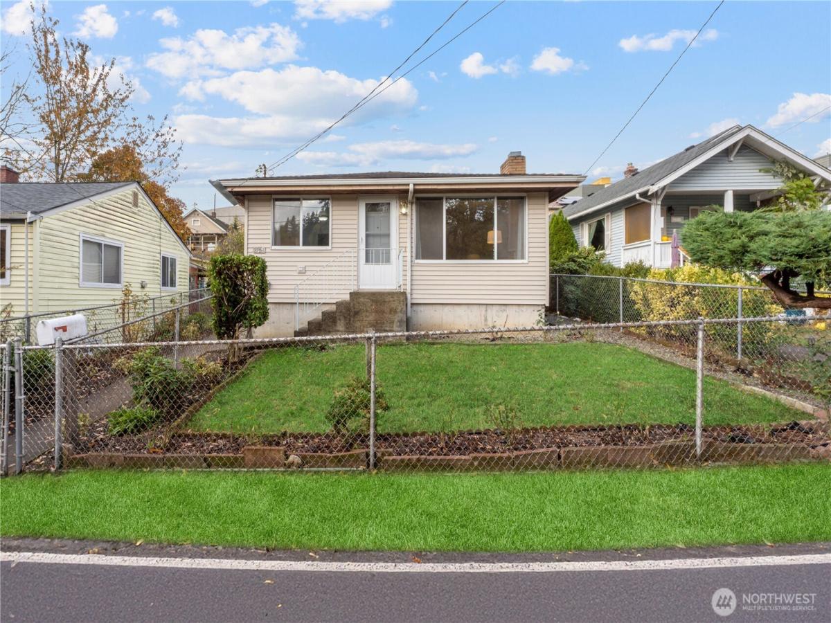 MLS #NWM2452319 image #0