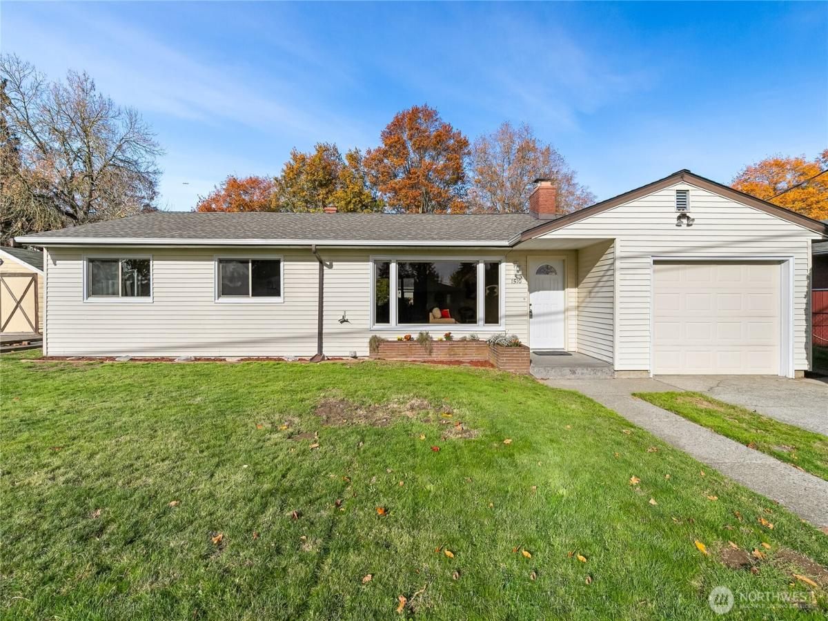 MLS #NWM2452359 image #0