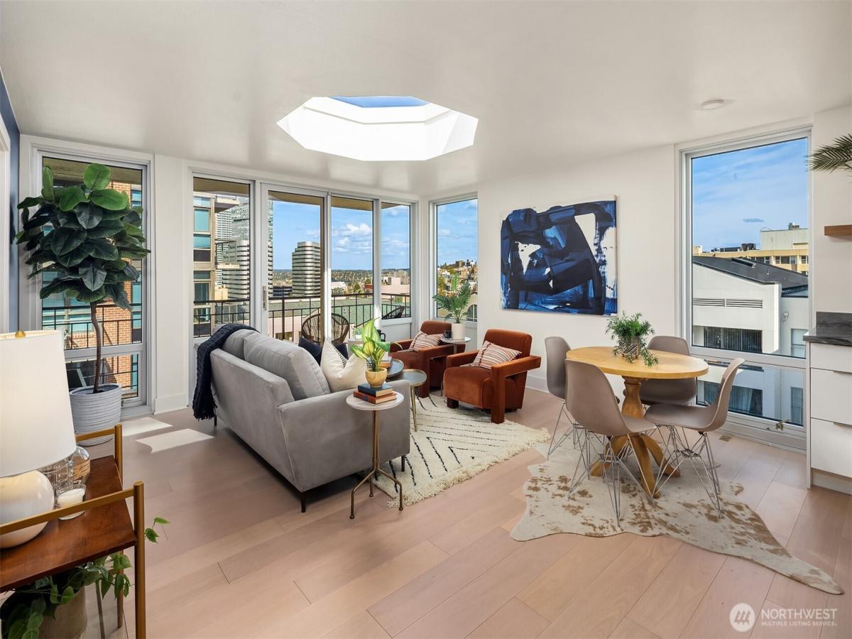 MLS #NWM2452640 image #0