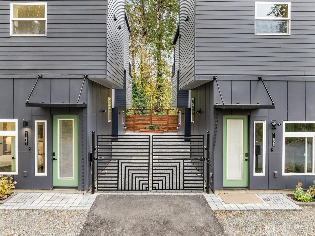 MLS #NWM2452642 image #0