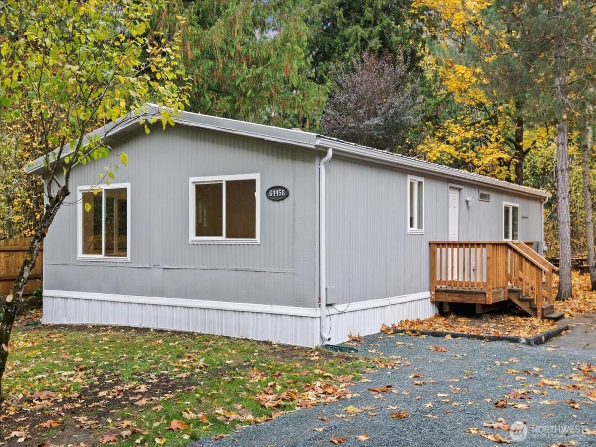 MLS #NWM2452644 image #0