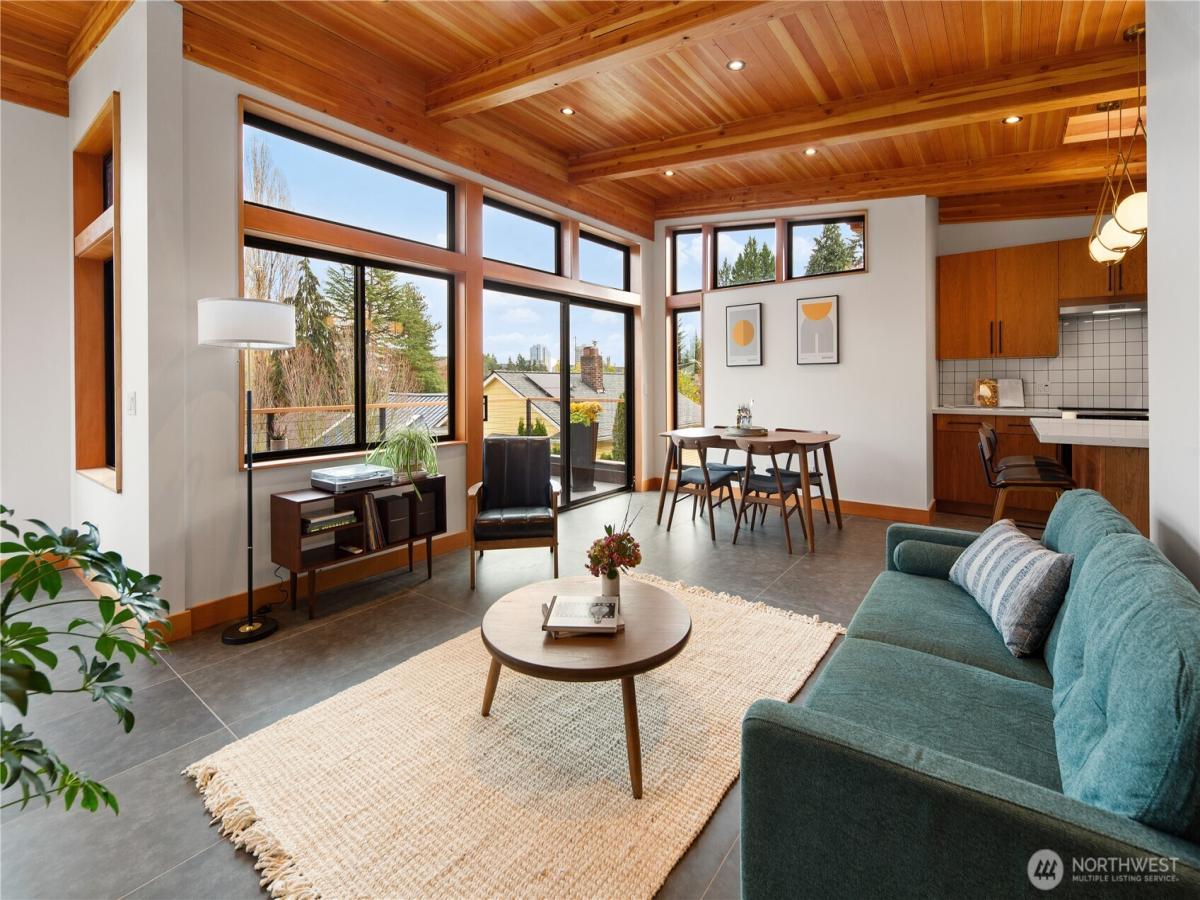 MLS #NWM2452791 image #0