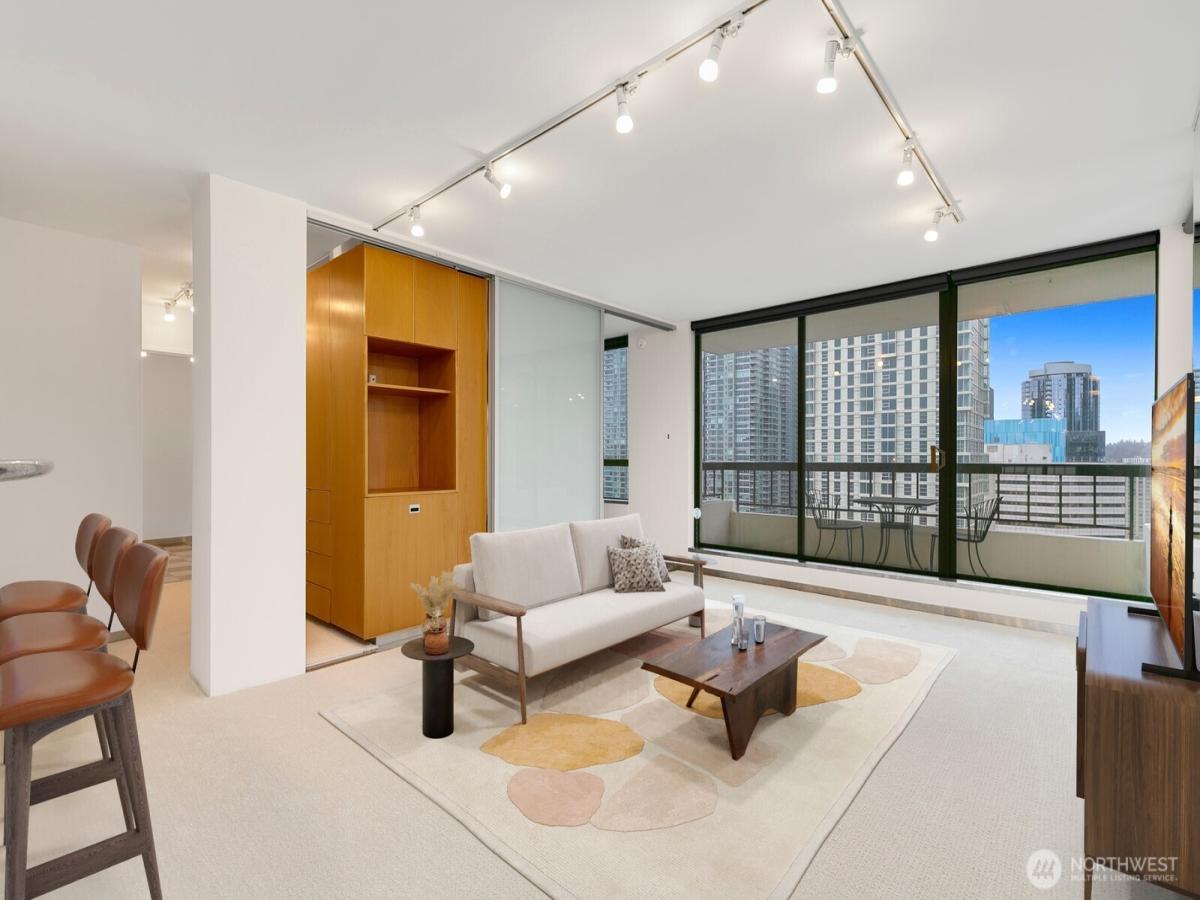 MLS #NWM2453056 image #0