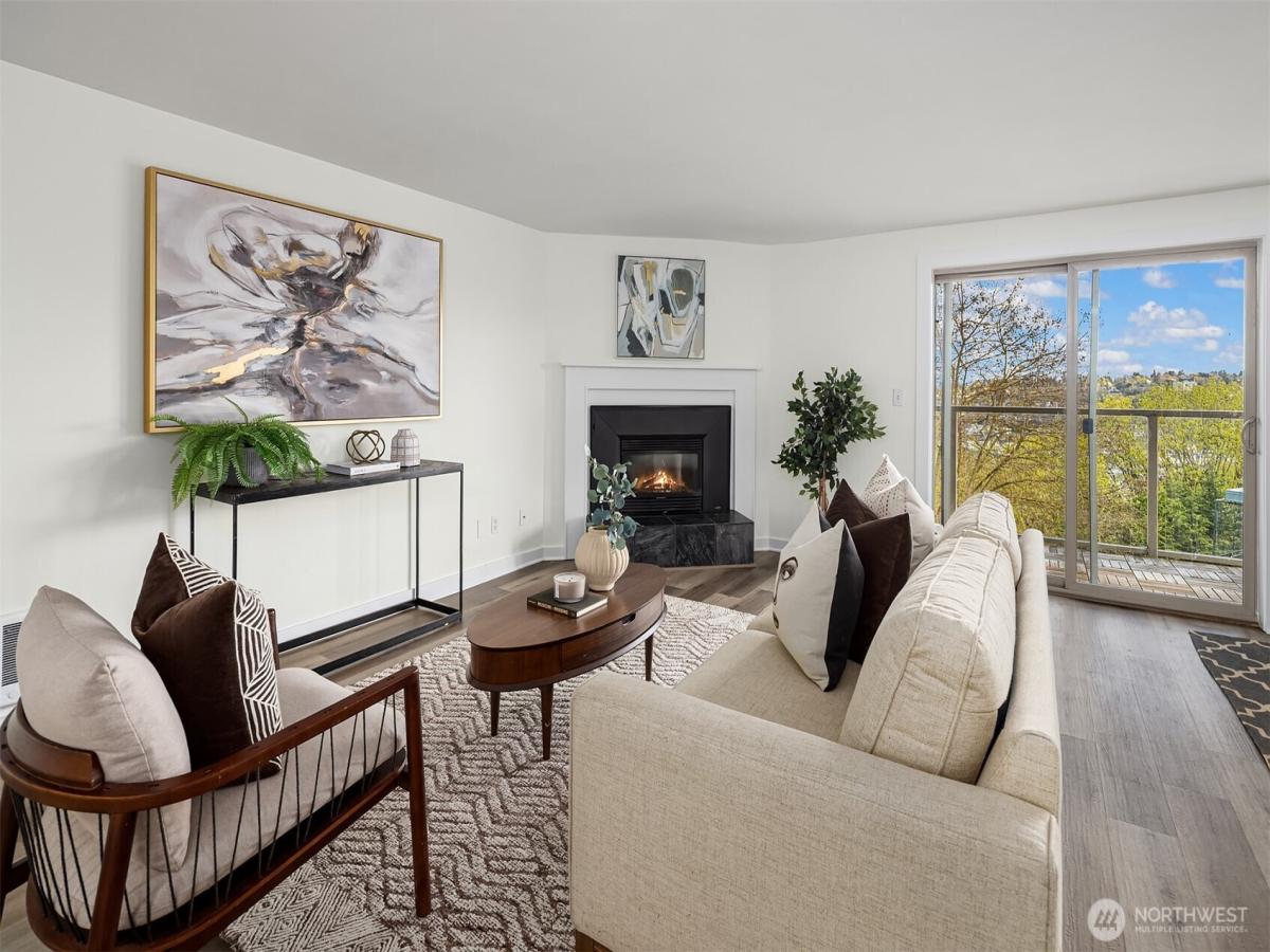 MLS #NWM2453104 image #0