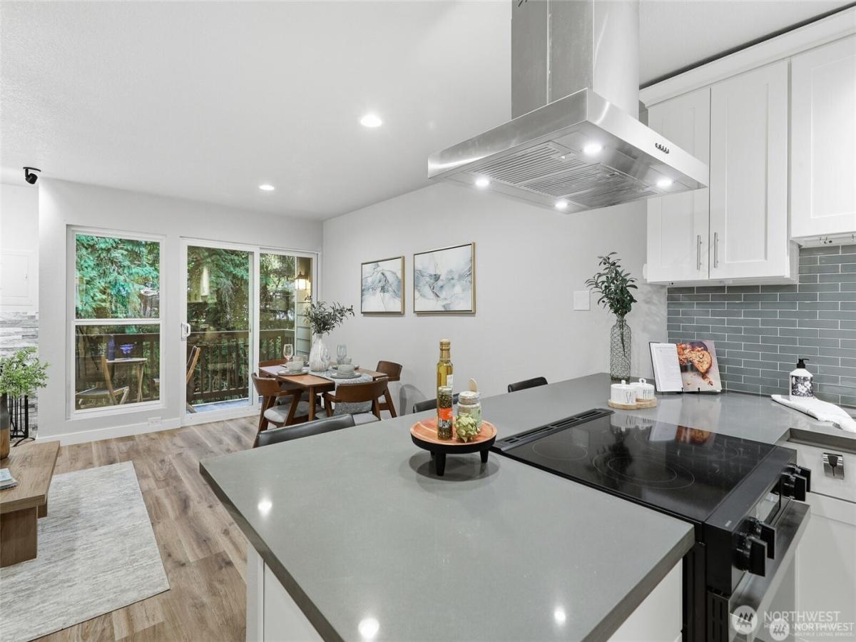 MLS #NWM2453297 image #0