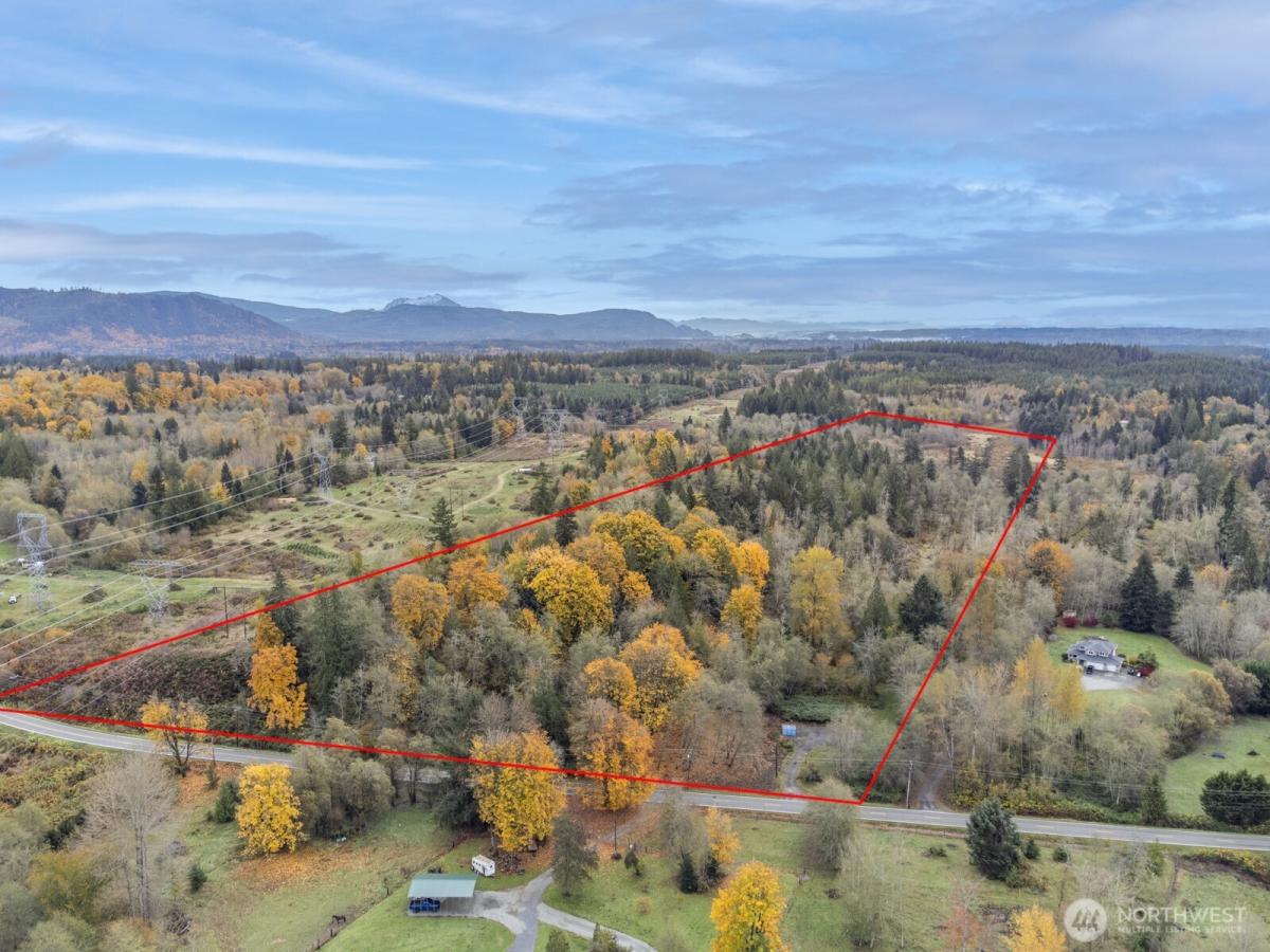 MLS #NWM2453313 image #0