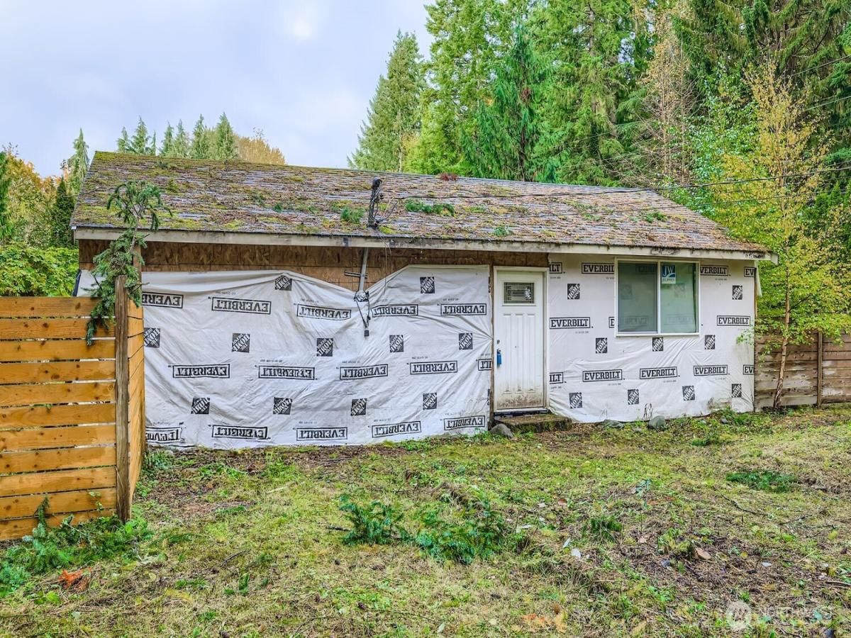 MLS #NWM2453583 image #0