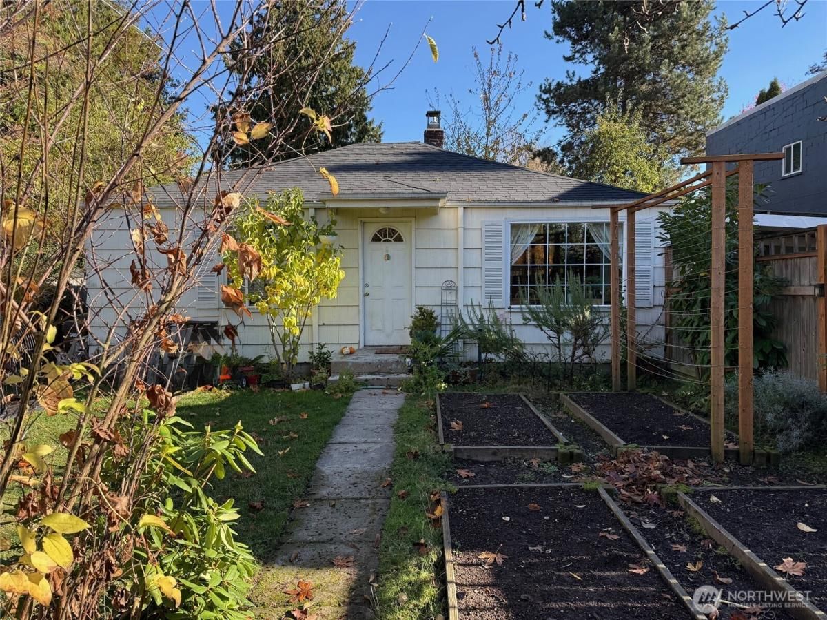 MLS #NWM2453720 image #0