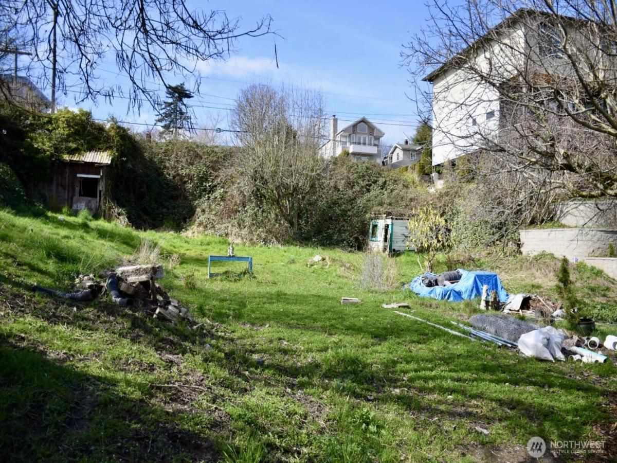 MLS #NWM2453830 image #0