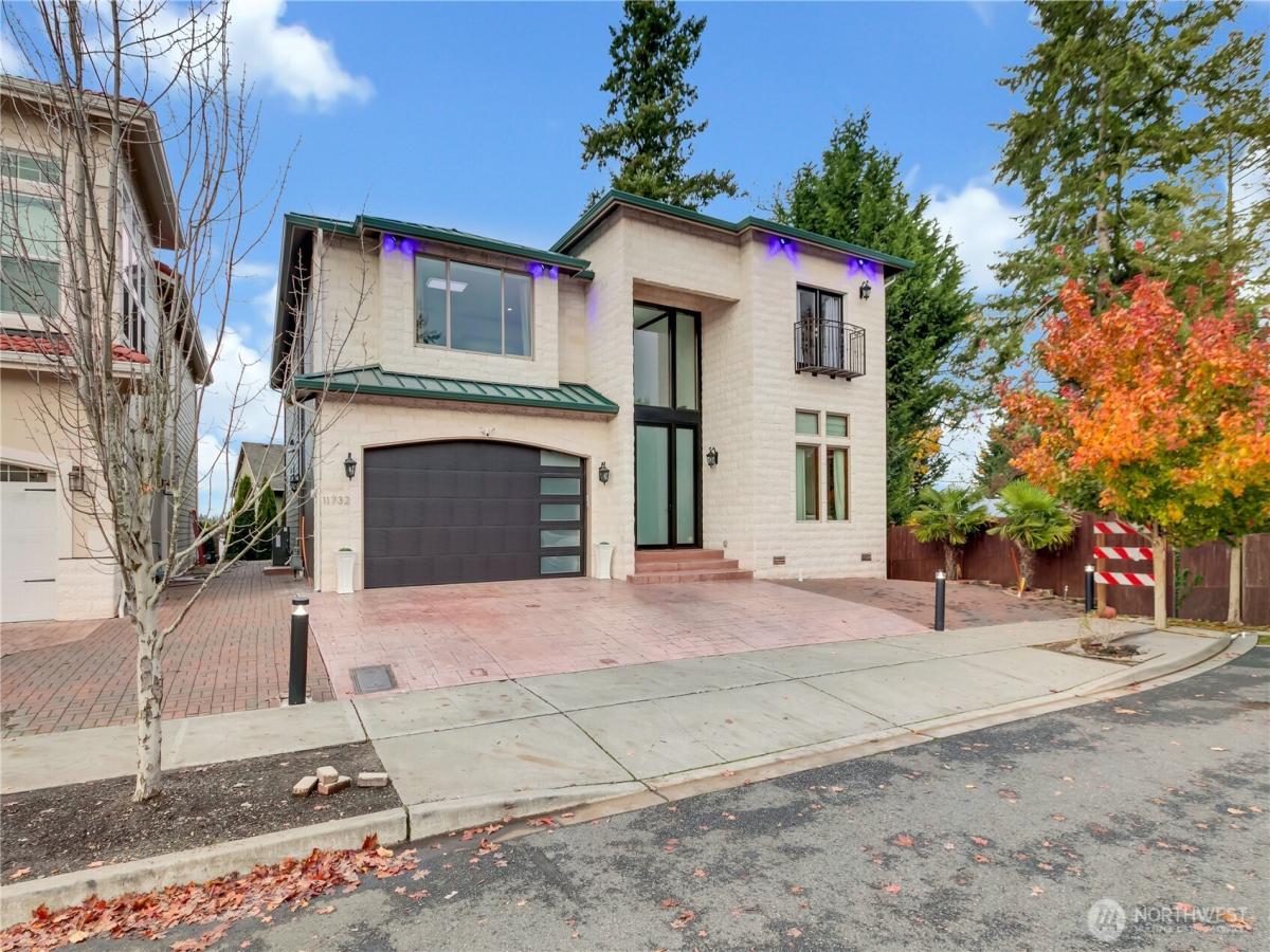 MLS #NWM2453834 image #0