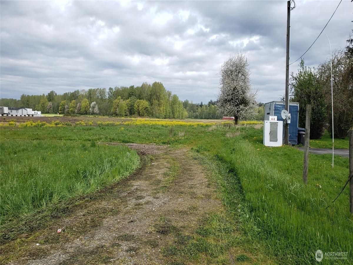 MLS #NWM2453925 image #0