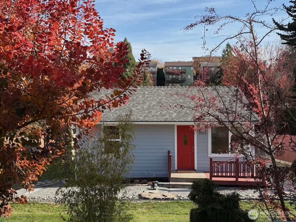 MLS #NWM2453929 image #0