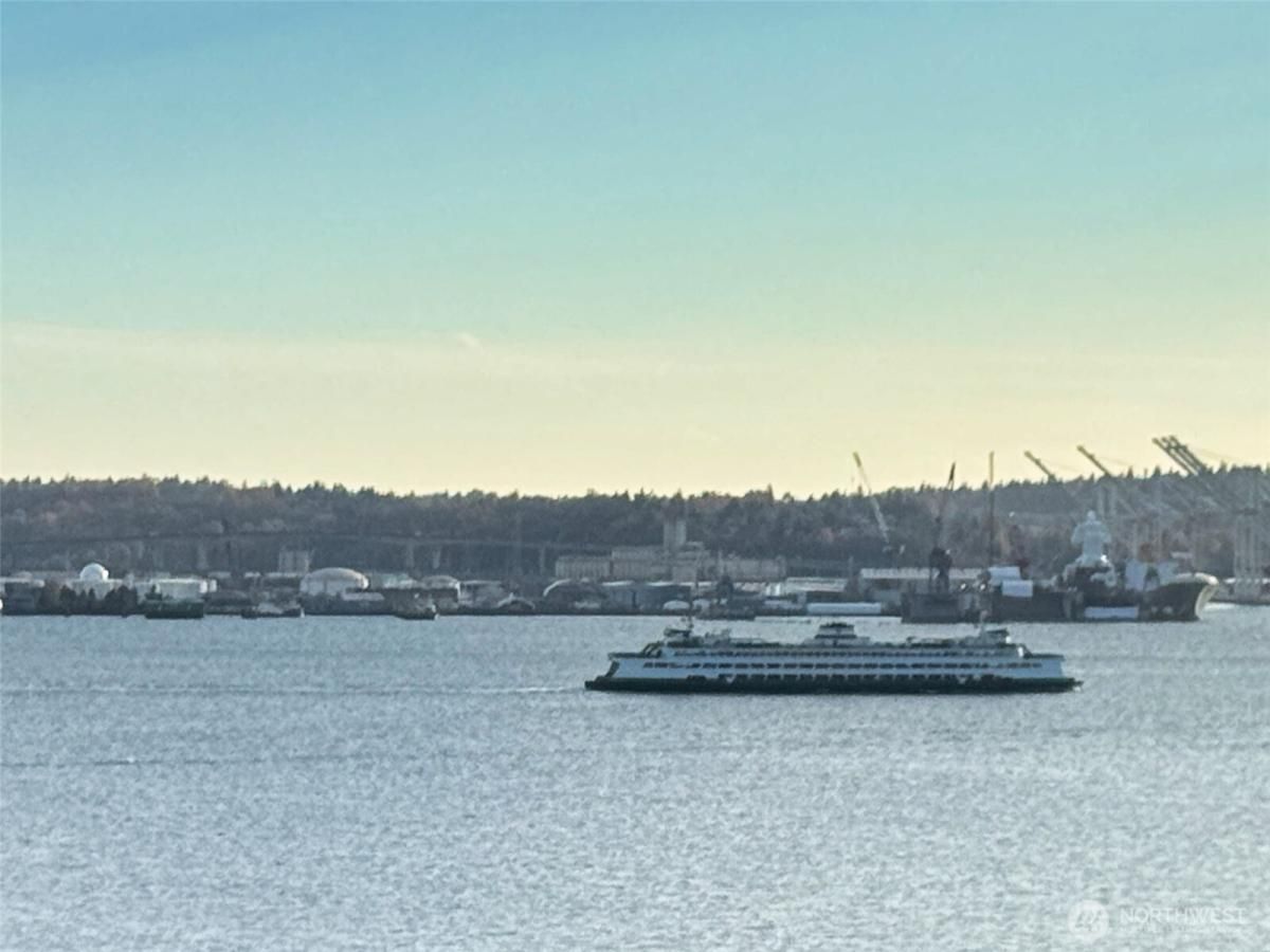 MLS #NWM2454038 image #0