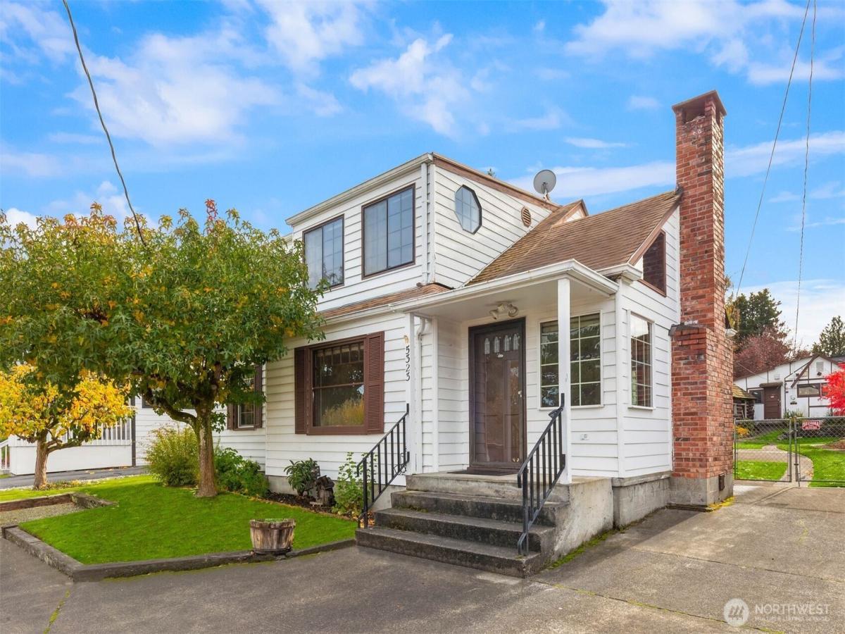 MLS #NWM2454240 image #0