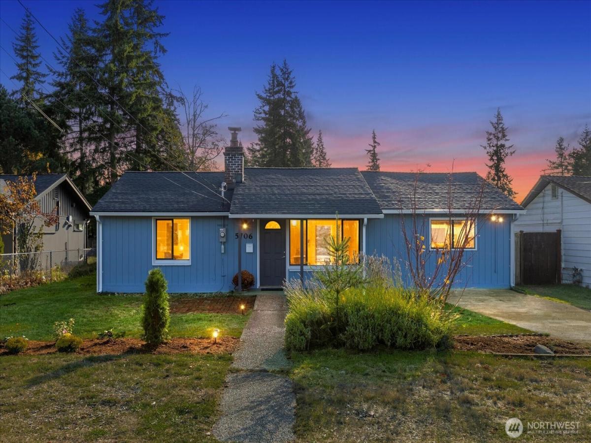 MLS #NWM2454332 image #0