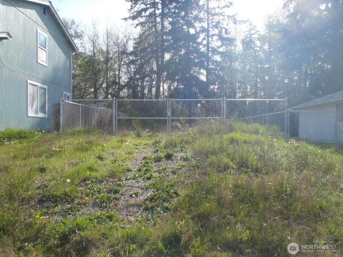 MLS #NWM2454353 image #0