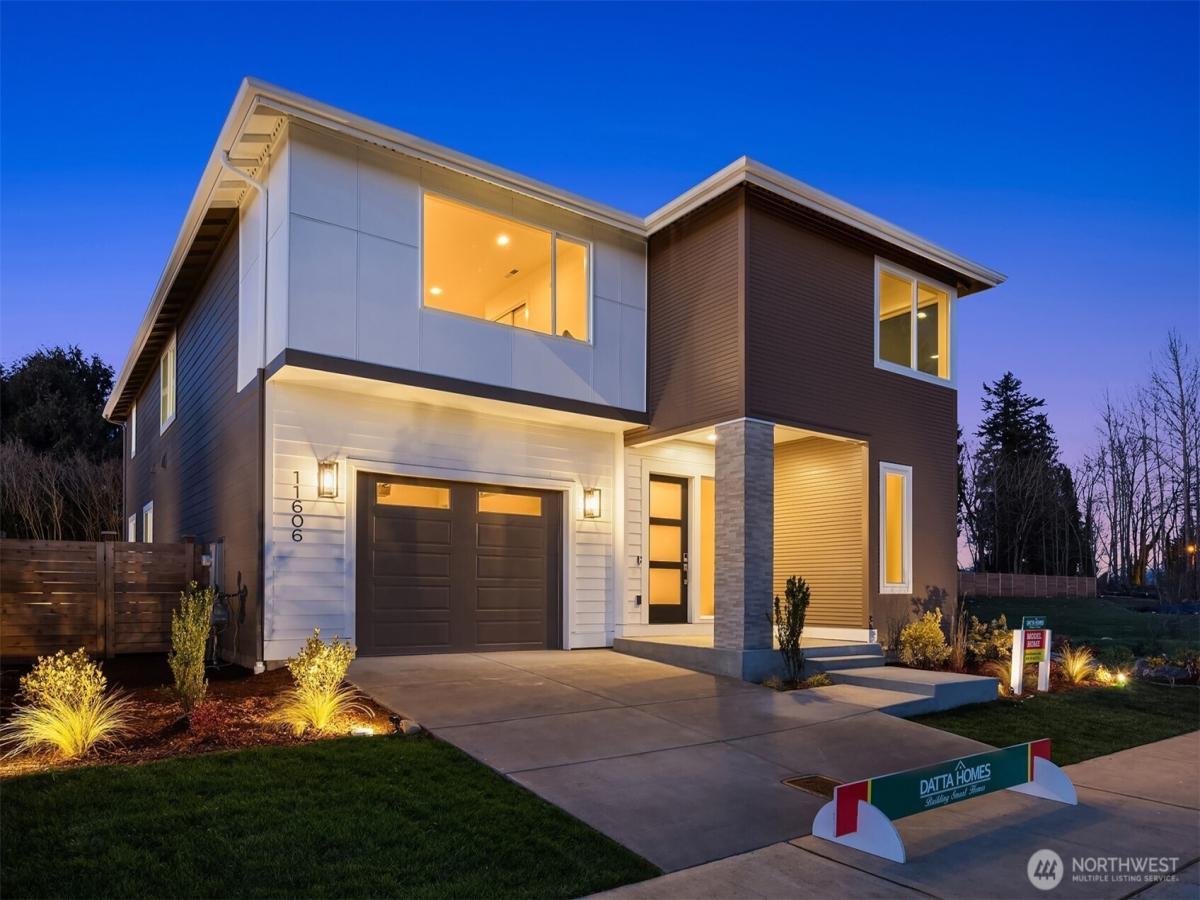 MLS #NWM2454465 image #0