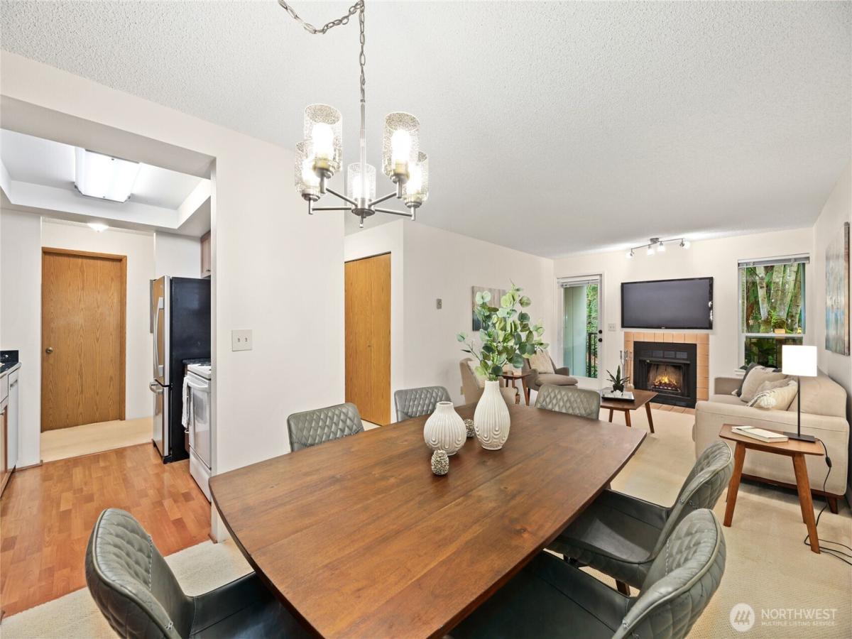 MLS #NWM2454468 image #0