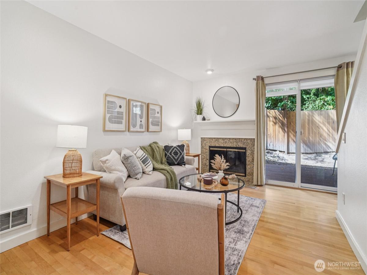 MLS #NWM2454729 image #0