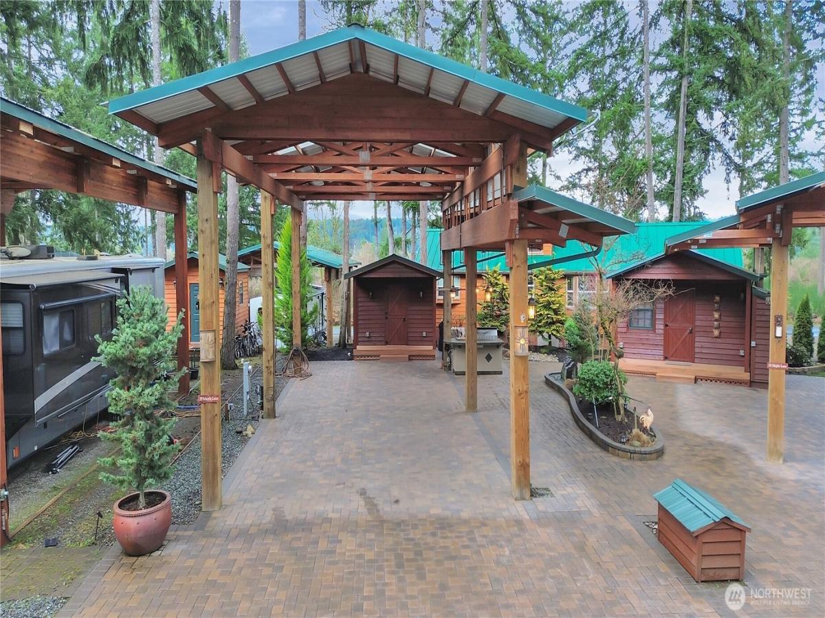 MLS #NWM2454741 image #0