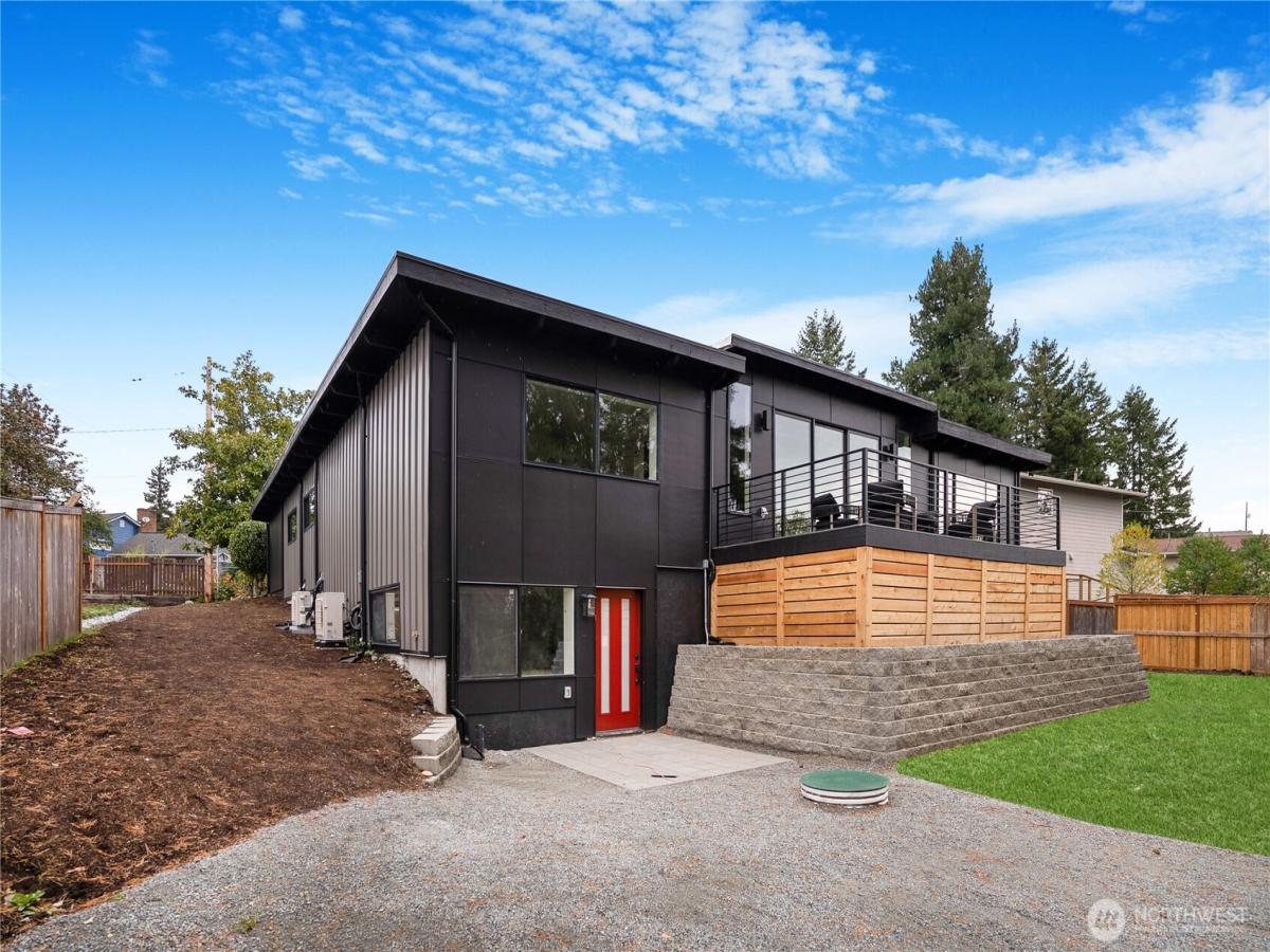 MLS #NWM2454752 image #0