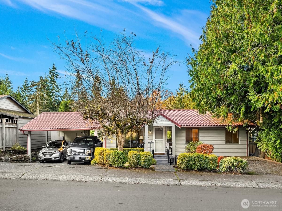 MLS #NWM2454778 image #0