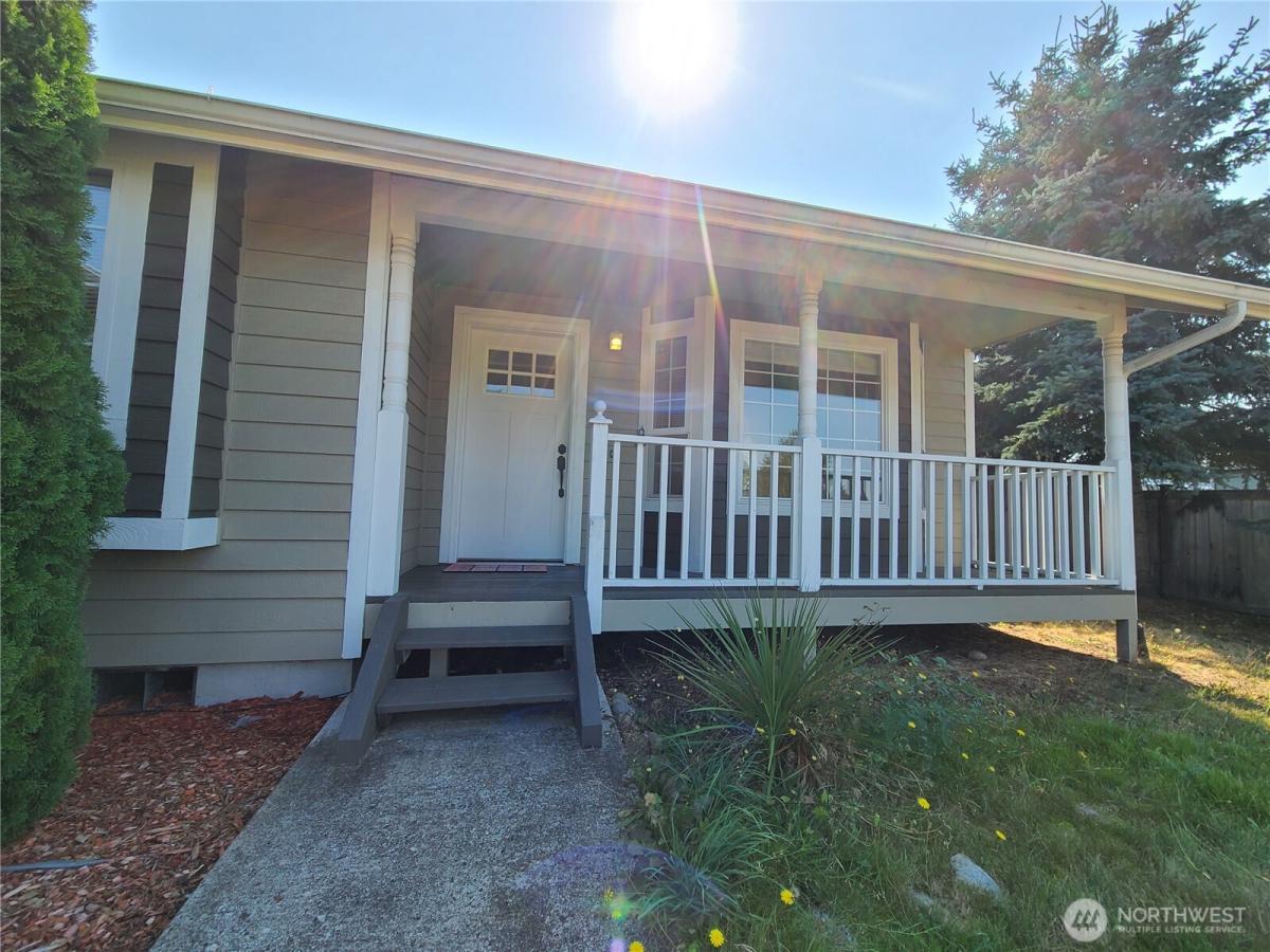 MLS #NWM2454913 image #0